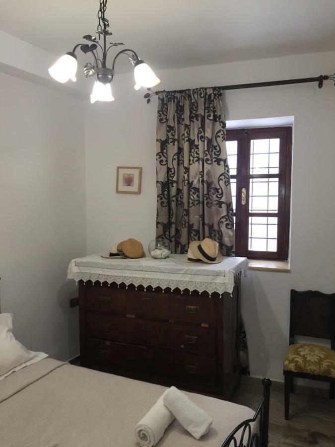 Rania'S House Villa ไฮดรา ภายนอก รูปภาพ